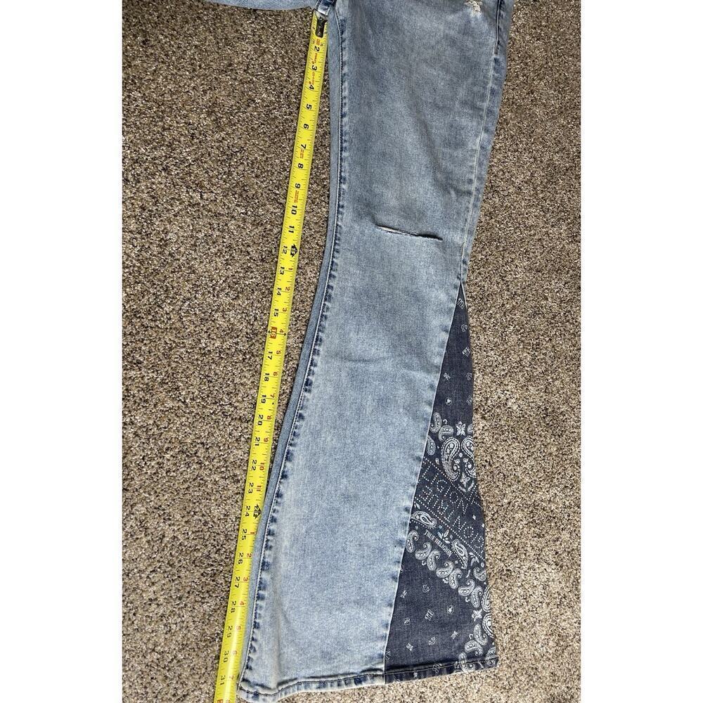 New! True Religion Bandana Print Flare Jeans Lightwash High Rise Bell Bottom 34 - Picture 6 of 8